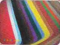 اسپان باند: منسوجات نبافته متشکل از فیلامنتهای ممتد که در طی یک ف