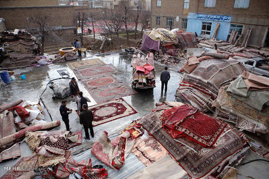 بزرگترین و معتبر ترین کارخانه قالیشویی مجاز تمام اتوماتیک عضو رسمی اتحادیه قالیشویی تهران | کارخانه قاليشويي, فرش شویی, رفوگری, قالیشویی غرب تهران, شمال تهران, شرق تهران | زعفرانیه, نیاوران, پاسداران |  ترمیم فرش سوخته, ریشه زنی, فرش دست بافت, ماشینی, ابریشمی