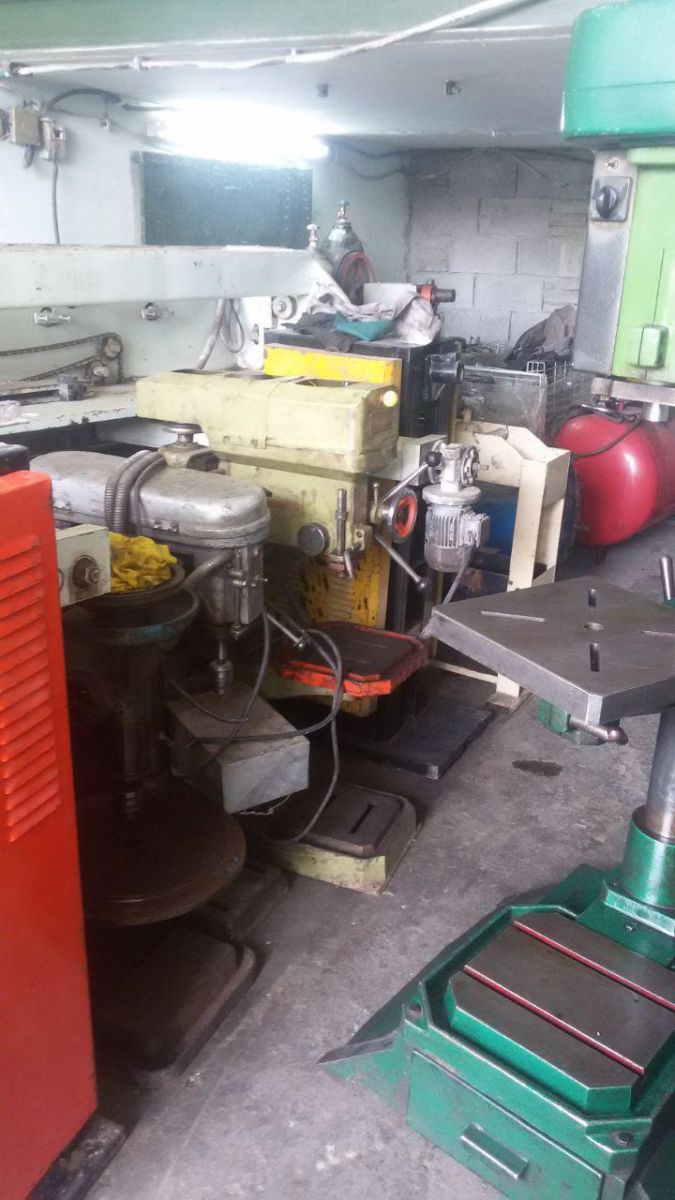 بهترین و بالاترین خریدار نقدی کلیه وسایل و ابزار و لوازم آلات صنعتی مزایده ای استوک و دسته دوم و ضایعاتی